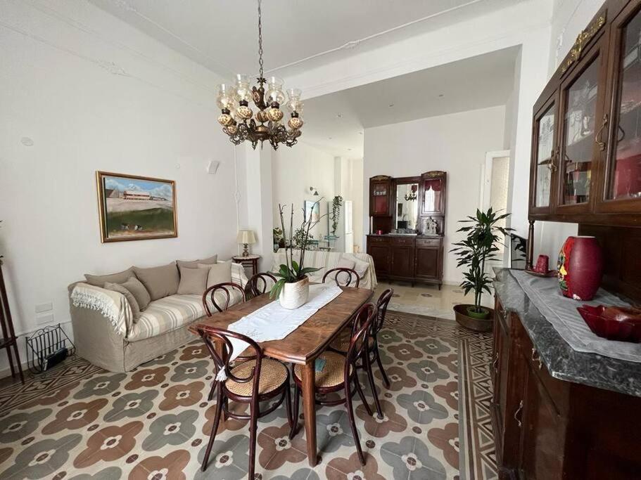 Lux Domus Apartment Bari Exterior photo